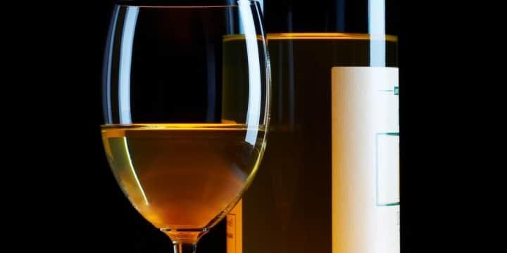 Så hittar du pärlorna bland billigt vitt vin