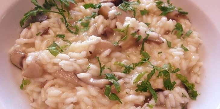 Vegodag! Rosé risotto, vitlök, svamp och ett glas rosé!