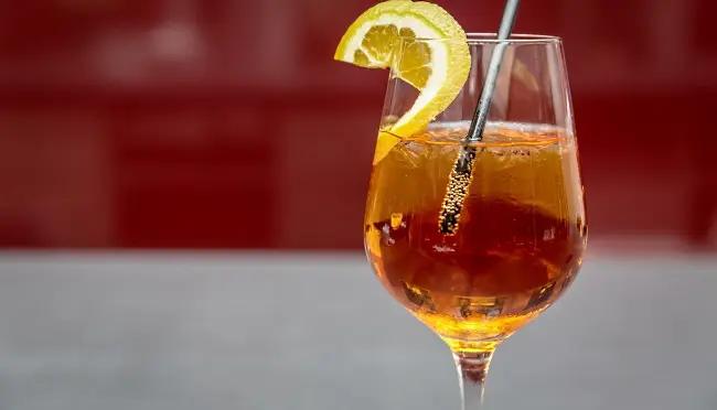 Aperitivo - en aperol spritz