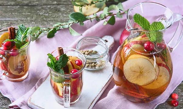 vindrinkar julsangria med tranbär