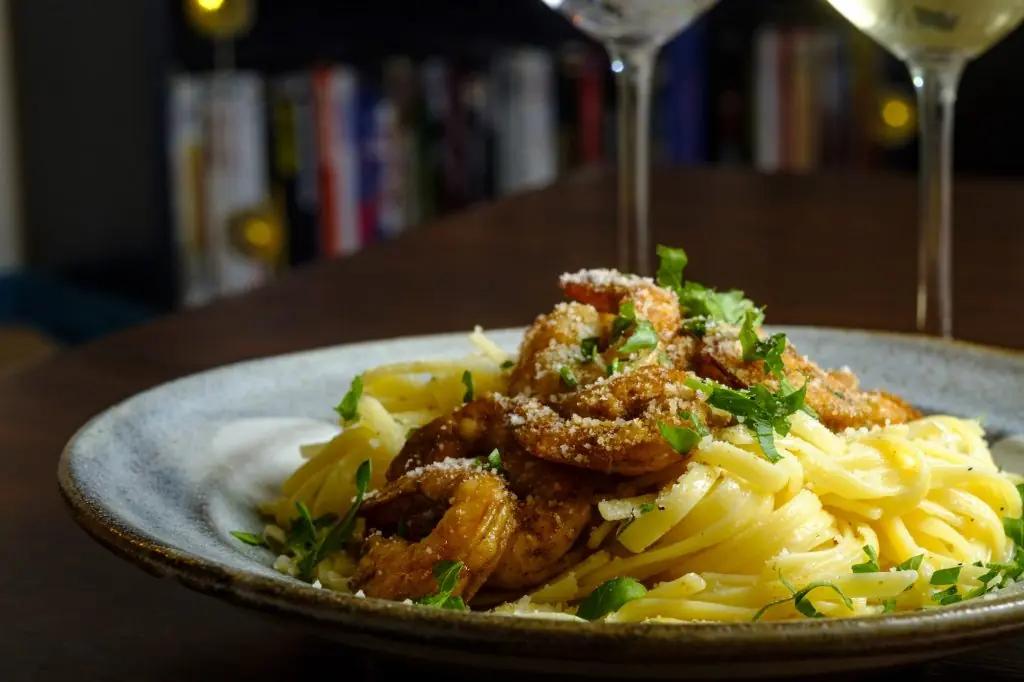 Experten tipsar: Vitt vin till räkor