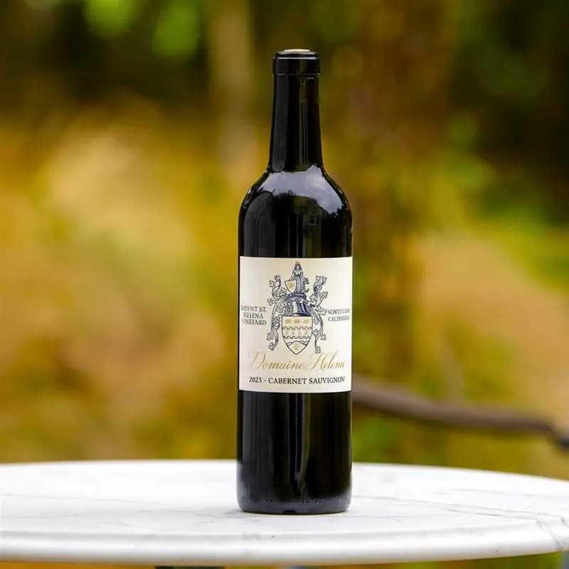 Domaine Helena: Kalifornisk Cabernet Sauvignon med kraft, elegans och mörk frukt Domaine Helena: Kalifornisk Cabernet Sauvignon med kraft, elegans och mörk frukt