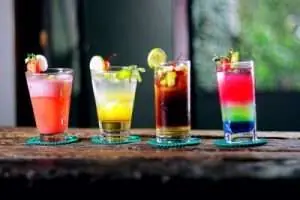 drinkar i olika färger 